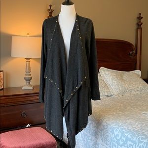 100% Italian Merino Wool grey cardigan. Large